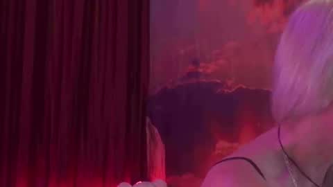 Snapshot of monicutex chatting on December 8, 2:39 am Monika online show from December 8, 2:39 am