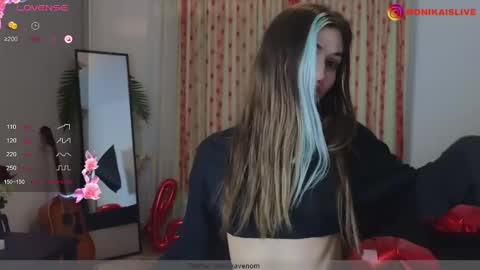 Monika online show from February 18, 4:16 pm