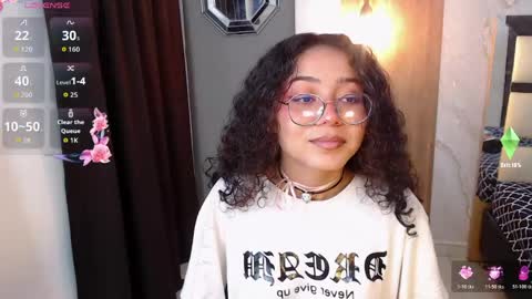 moon_and_fire_ online show from April 10, 6:30 am