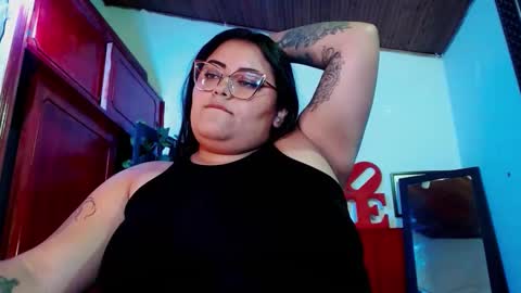 moon_sunflowers online show from December 2, 1:18 am