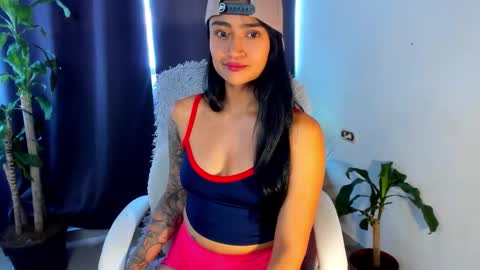 moonie_baddie31 online show from October 6, 6:45 pm