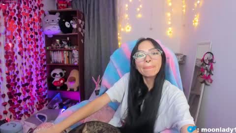 MOON  online show from April 14, 4:01 am