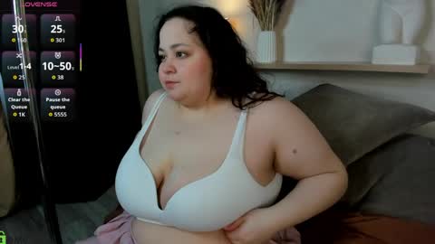 Adele online show from April 5, 1:15 am