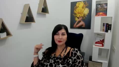 Ask me  online show from November 8, 4:06 am