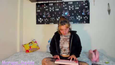 Snapshot of morgan_r13 chatting on December 5, 1:25 am Morgan-Redds online show from December 5, 1:25 am