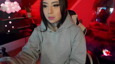 Morrigan online show from December 2, 10:06 am