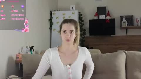 Snapshot of ms_foryou chatting on February 14, 4:04 am Ms ForYOU online show from February 14, 4:04 am