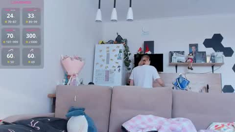 Ms ForYOU online show from March 12, 4:15 am