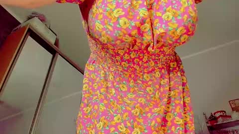 Im Jess I can be a strict stepMother or a sweet stMommy all depends on you online show from March 7, 10:13 am