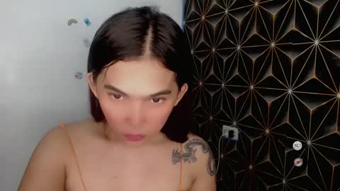 tefany online show from December 2, 6:52 pm