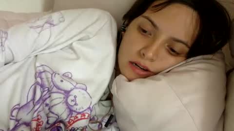 Snapshot of munchi_ chatting on December 29, 10:03 pm online show from December 29, 10:03 pm