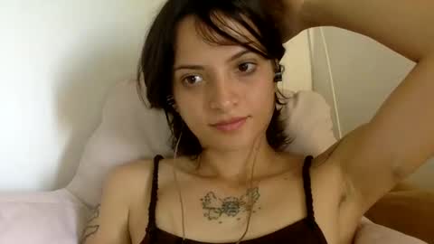 Snapshot of munchi_ chatting on January 10, 4:20 pm online show from January 10, 4:20 pm