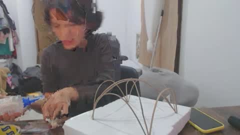 Snapshot of munchi_ chatting on December 14, 1:49 am online show from December 14, 1:49 am