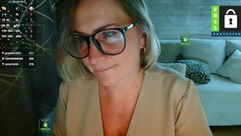 Lana online show from May 31, 6:09 pm