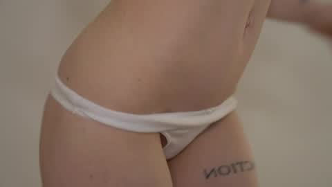 STELLA online show from April 17, 9:50 pm