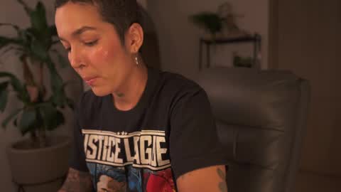 jacke BUNNY online show from April 6, 11:06 pm