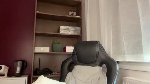 Erica online show from July 9, 2:08 pm