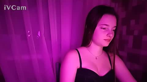 Leya online show from February 2, 7:02 pm