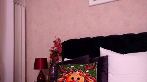 MystiqueRosee online show from December 21, 10:24 pm