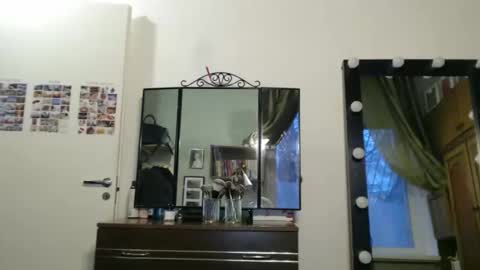 nadyagt online show from April 8, 4:20 pm