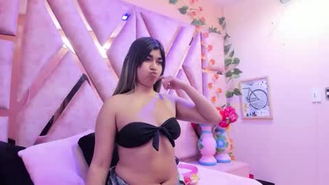 NahomiConnorr online show from February 5, 3:09 am