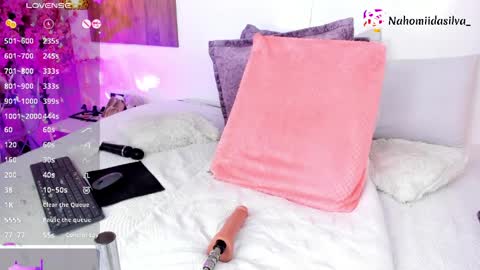 Nahomii online show from April 4, 7:56 pm