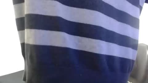 naiakit18 online show from February 13, 6:48 pm