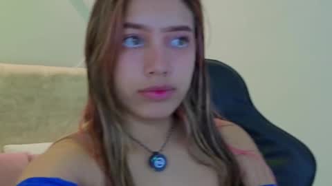 nami_sweet_ online show from January 17, 11:40 am