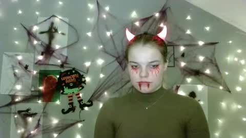 Nana online show from October 24, 8:32 am