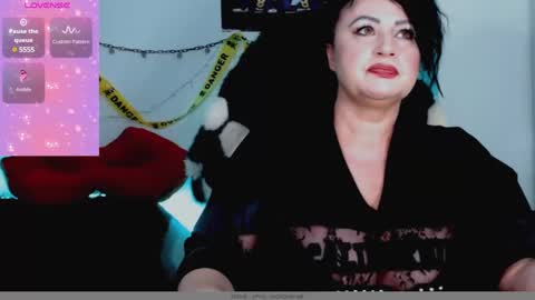 Snapshot of nanalagloss chatting on January 18, 11:11 am NanaLaGloss online show from January 18, 11:11 am