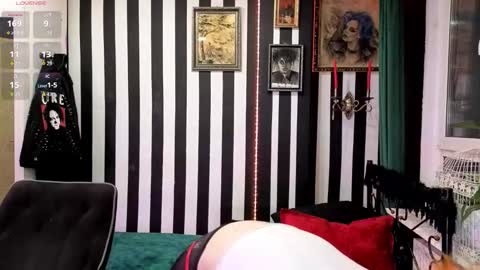 Nancy online show from February 5, 1:41 am