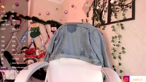 anna online show from December 19, 1:43 am