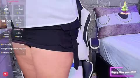 Naomi online show from December 5, 1:45 pm