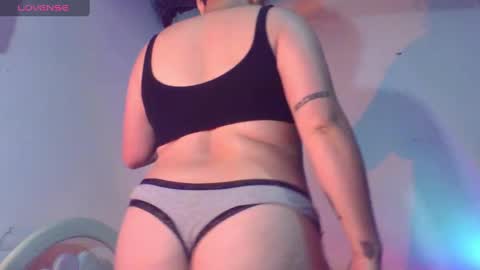 Naomi online show from February 27, 12:10 am