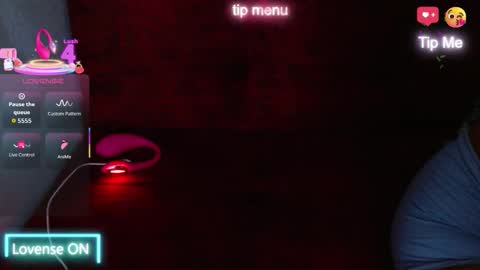 naomi_powel online show from December 1, 2:42 pm