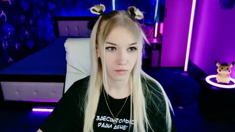 naomihita online show from March 30, 9:31 am