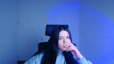 Snapshot of naomivibes chatting on October 9, 6:56 pm Naomi online show from October 9, 6:56 pm