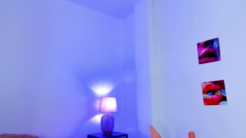 naomy_191 online show from January 7, 2:59 am