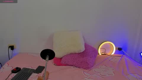 Tanisha online show from December 3, 1:41 am