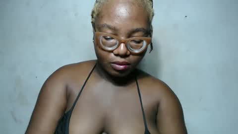 nastyhairy7 online show from November 4, 6:51 am