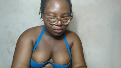 Snapshot of nastyhairy7 chatting on October 21, 6:50 am nastyhairy7 online show from October 21, 6:50 am