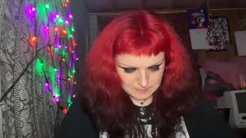 Snapshot of nastynecronancy chatting on December 16, 2:15 am online show from December 16, 2:15 am