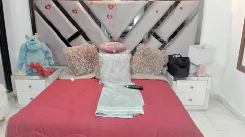 natalia5560 online show from November 8, 2:00 pm