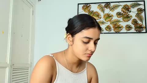 Naty  online show from September 22, 1:20 pm