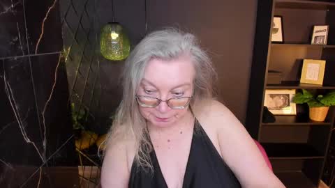 NataliCloud online show from April 10, 1:39 pm