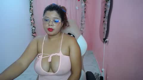 natalie_tits1 online show from September 12, 8:05 pm