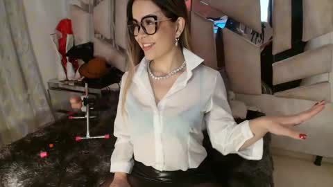 Natalye foster online show from March 22, 2:01 pm