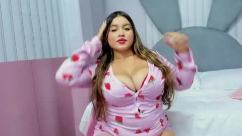 Natasha  online show from April 19, 3:06 am