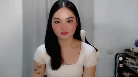 nathalie online show from October 11, 10:53 am