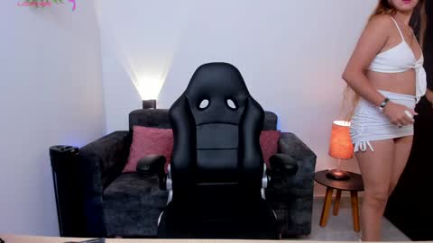 NATHALIE online show from February 8, 3:00 pm